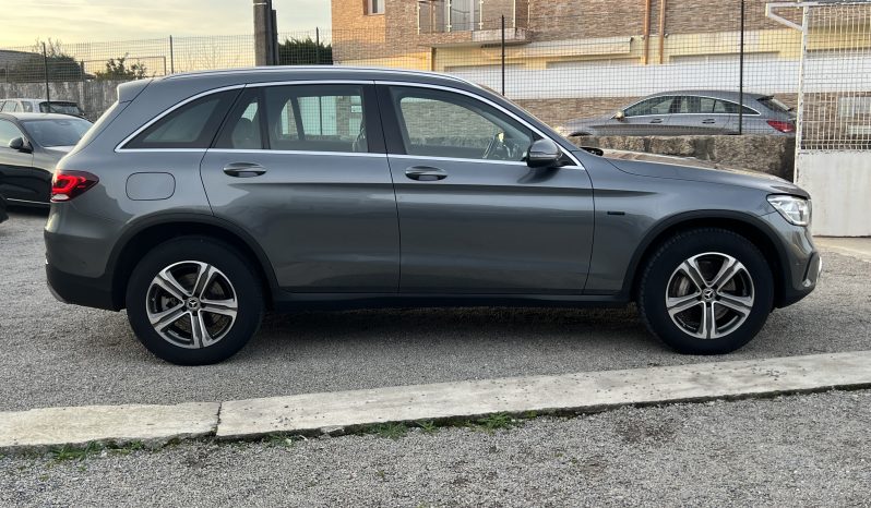 Mercedes GLC 300 4MATIC completo