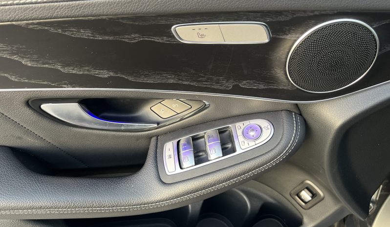 Mercedes GLC 300 4MATIC completo