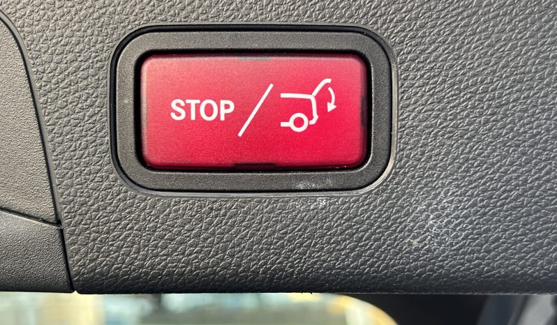 Mercedes GLC 300 4MATIC completo